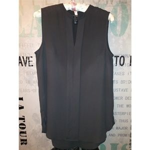 Sleeveless dress shirt